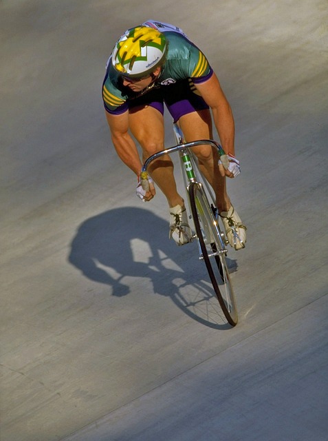 引发轩然大 引发轩然大