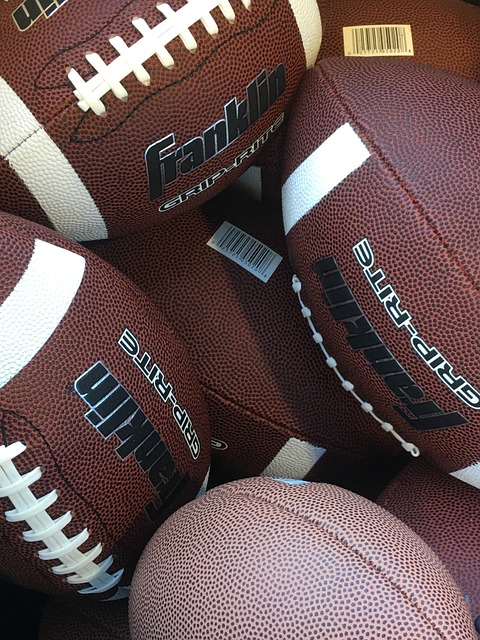 出极大的愤 出极大的愤